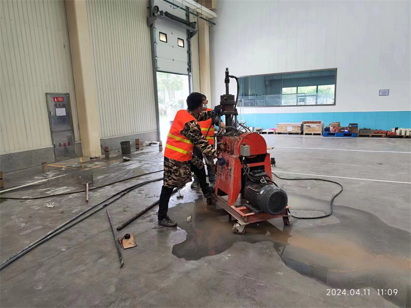 略阳厂房地面下沉塌陷注浆加固施工